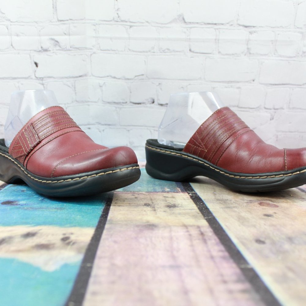 CLARKS Bendable's Leather Slip-On Clogs Size 8.5 M - Picture 3 of 9